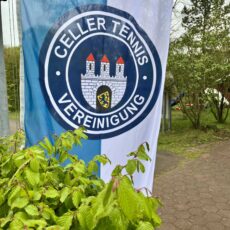 Saisoneröffnung, Tag der offenen Tür und Osterfeuer
