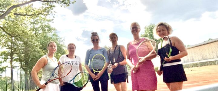 Volle Power beim Sommer-Tenniscamp der CTV-Damen